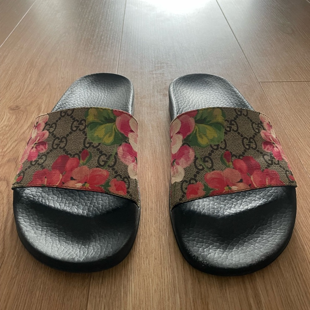 Gucci Blooms Floral Slide Sandal